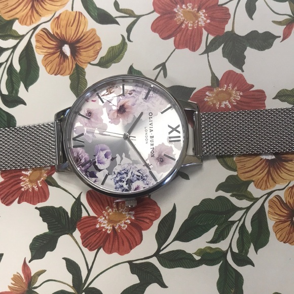 Olivia BurtonSunlight Florals Silvertone Bracelet Ladies Watch - Picture 5 of 8